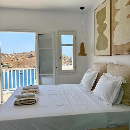 Platon Luxury Seaview In Kythnos Vakantiehuis
